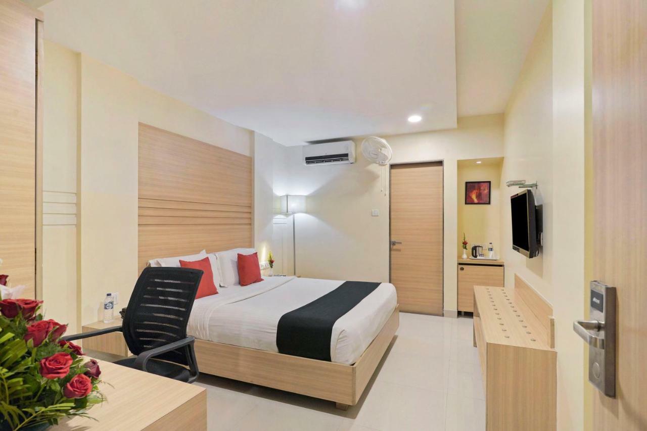 Hotel Concord Galaxy Мумбаи Экстерьер фото