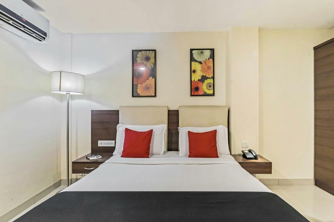 Hotel Concord Galaxy Мумбаи Экстерьер фото