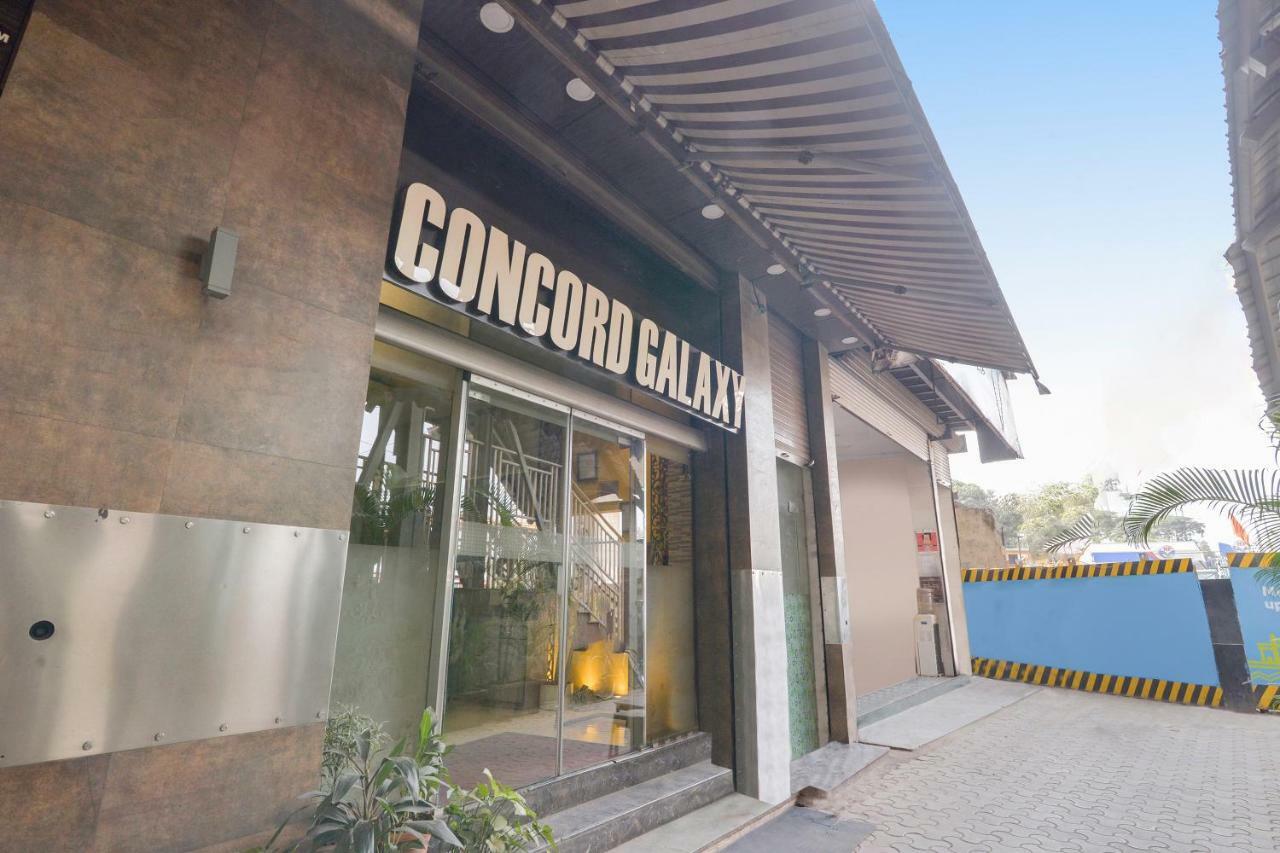 Hotel Concord Galaxy Мумбаи Экстерьер фото