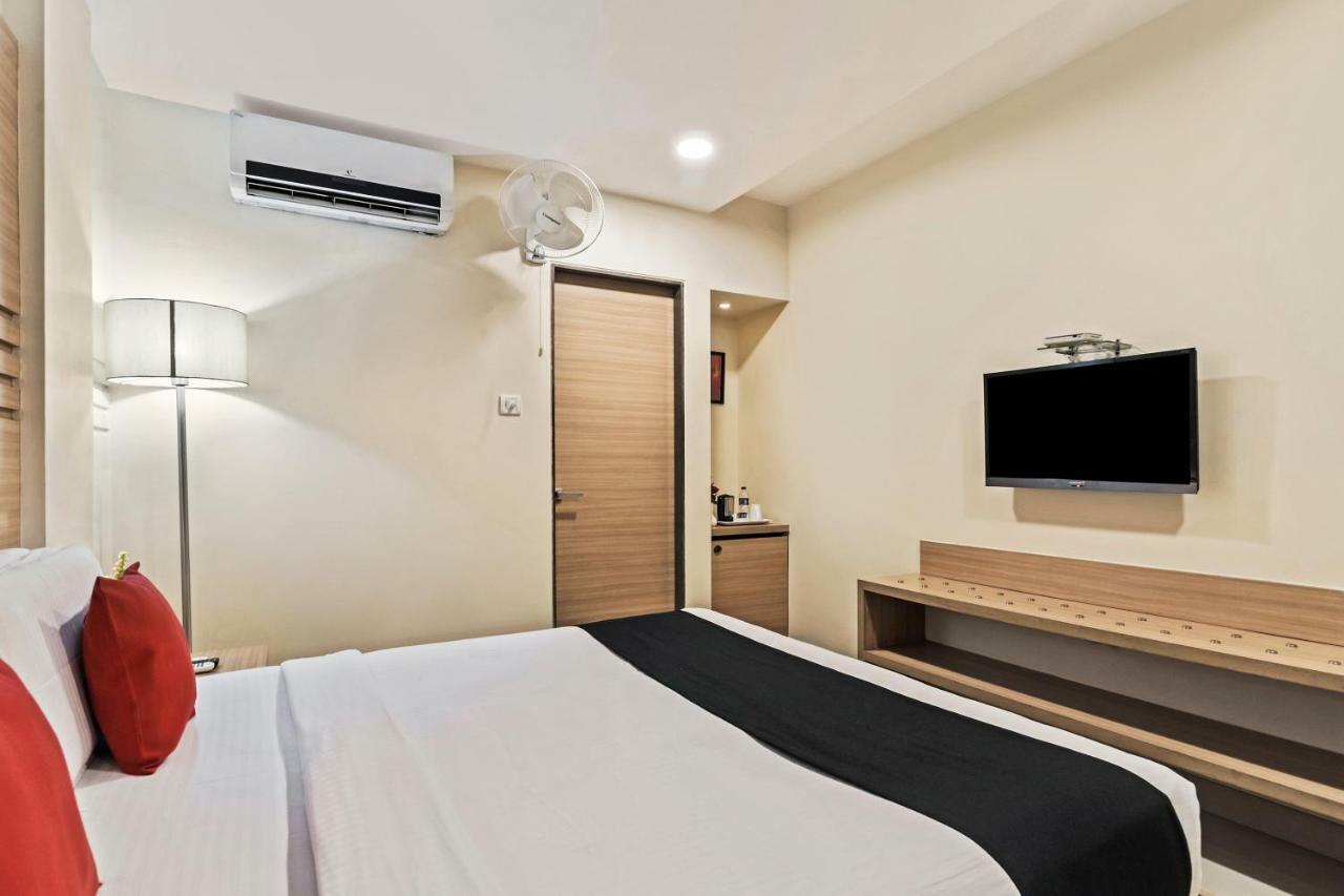 Hotel Concord Galaxy Мумбаи Экстерьер фото