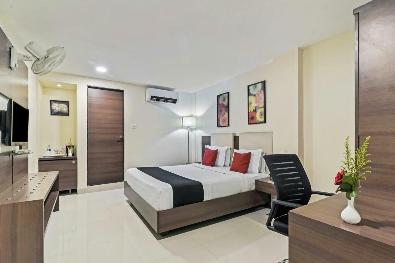 Hotel Concord Galaxy Мумбаи Экстерьер фото