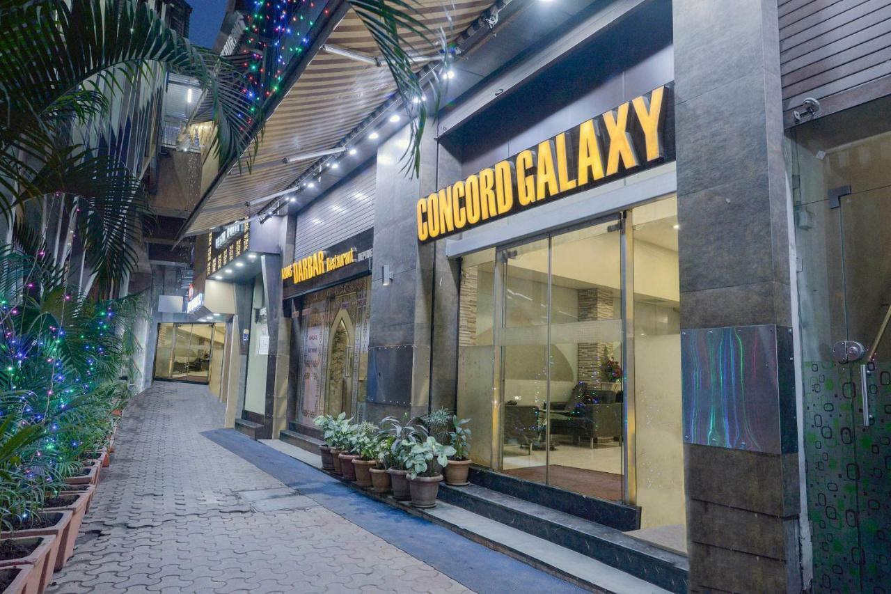 Hotel Concord Galaxy Мумбаи Экстерьер фото