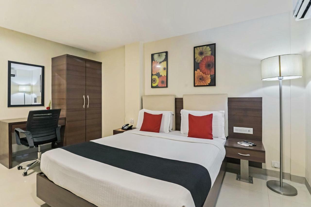 Hotel Concord Galaxy Мумбаи Экстерьер фото