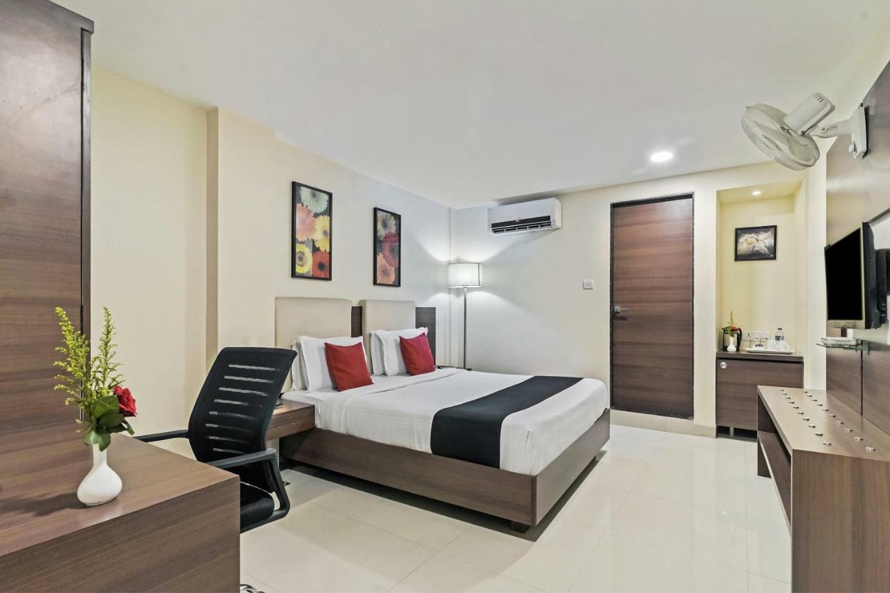 Hotel Concord Galaxy Мумбаи Экстерьер фото