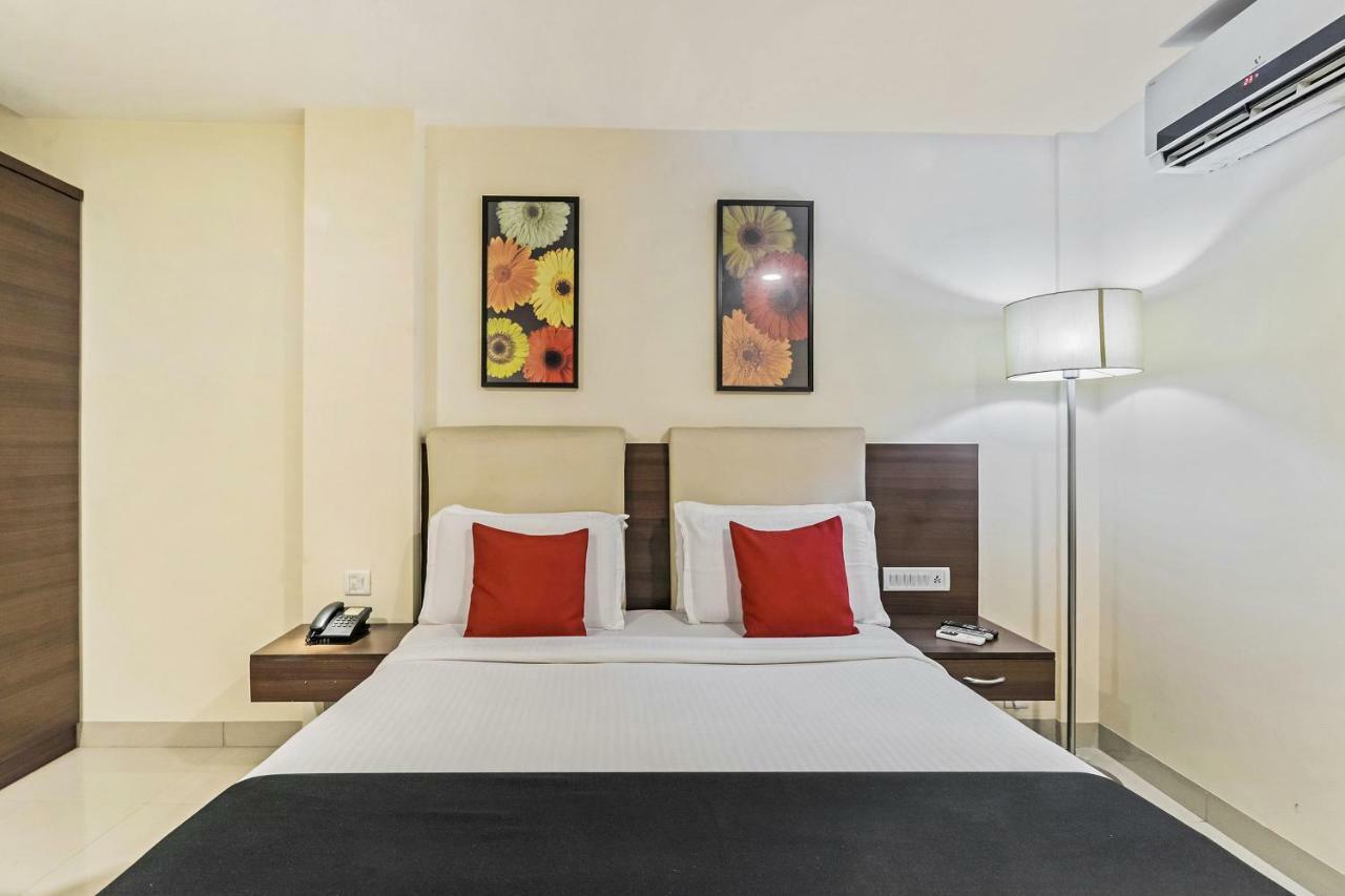 Hotel Concord Galaxy Мумбаи Экстерьер фото